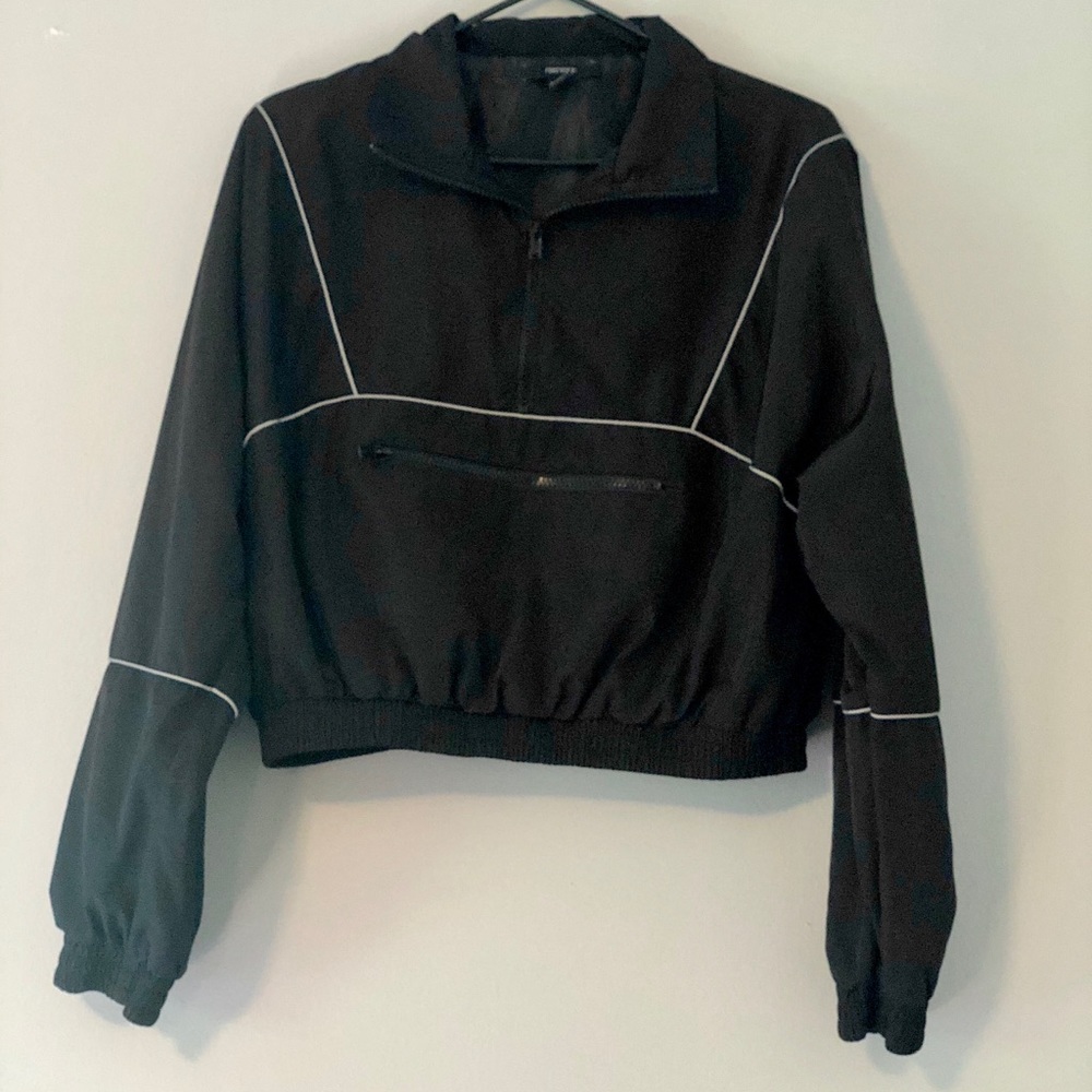 Black quarter-zip crop sweat jacket